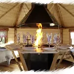 Le Domaine Du Chatelet Bed & Breakfast