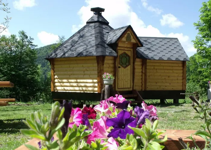 Le Domaine Du Chatelet 住宿加早餐酒店 Ferdrupt