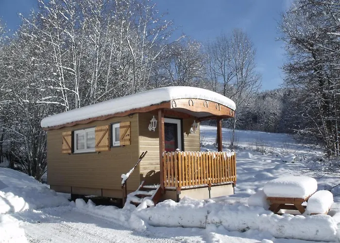 Le Domaine Du Chatelet 住宿加早餐酒店 Ferdrupt